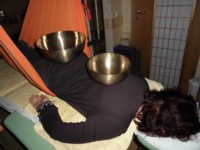 bewegungstuch-und-Klangschalen